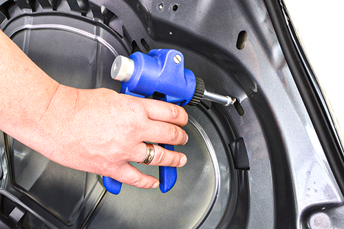 Hole straightening tool 